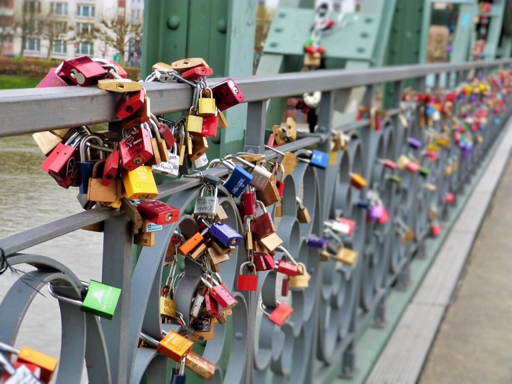 Love locks, Frankfurt