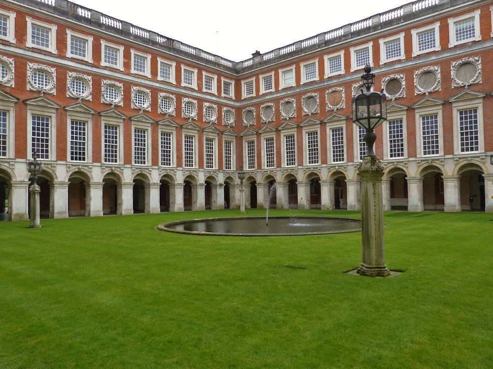 Hampton Court - exterior