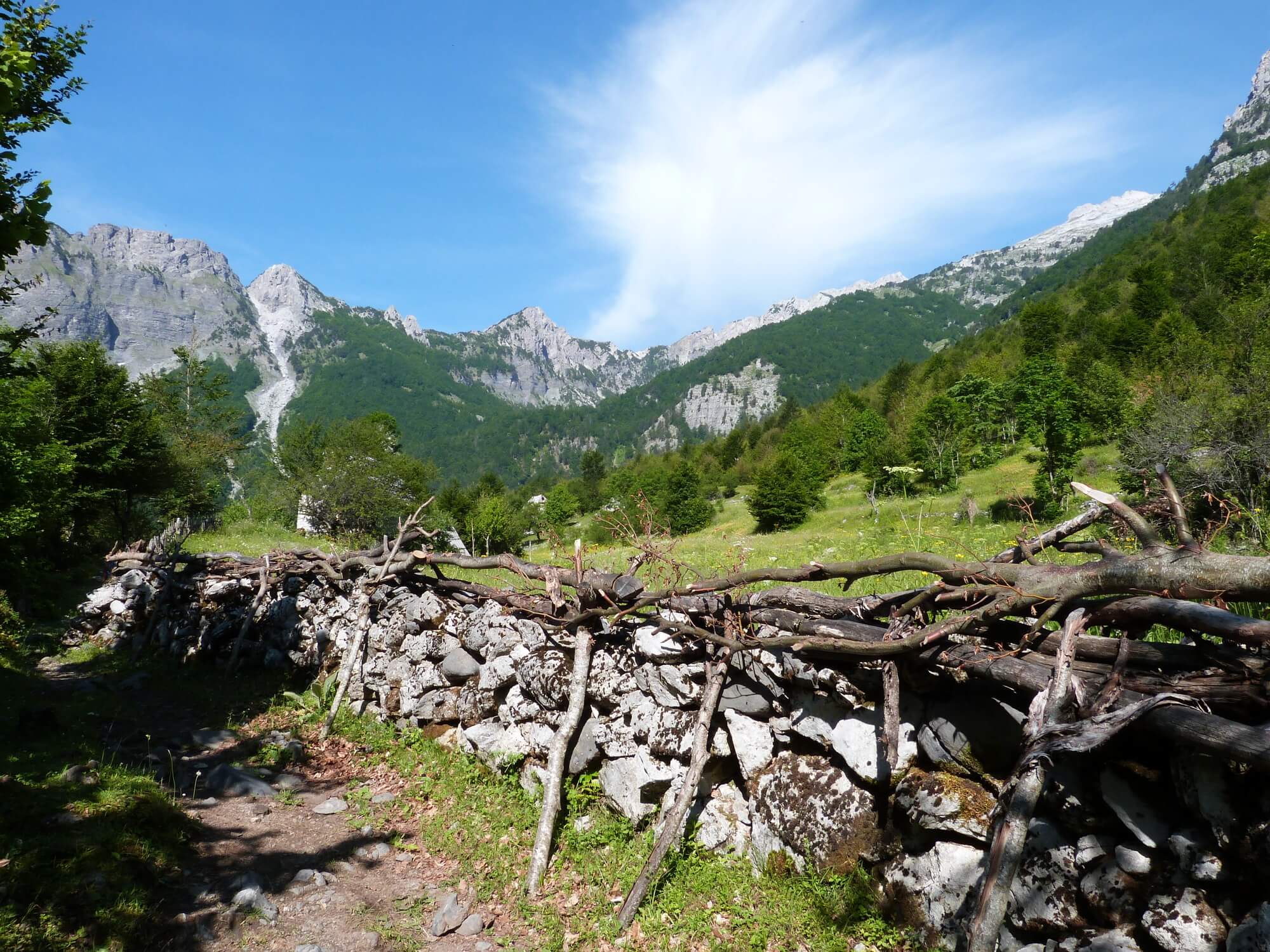 Valbone Valley: Hiking from Valbone to Theth