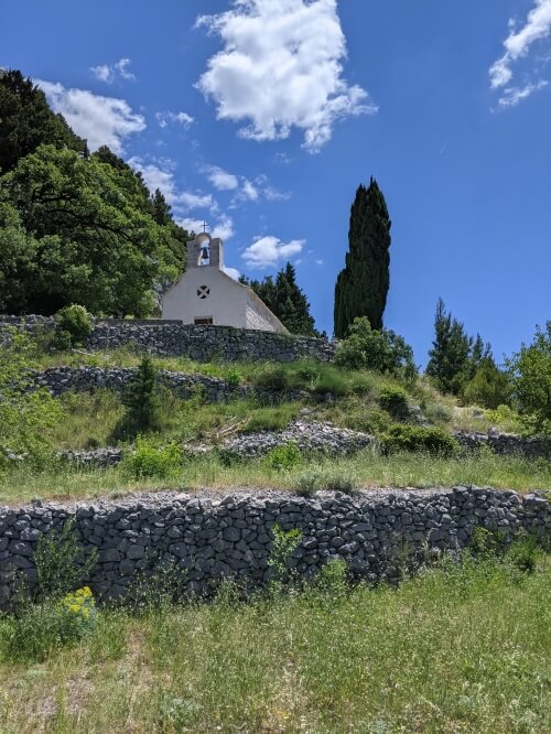 Makarska_hiking_church