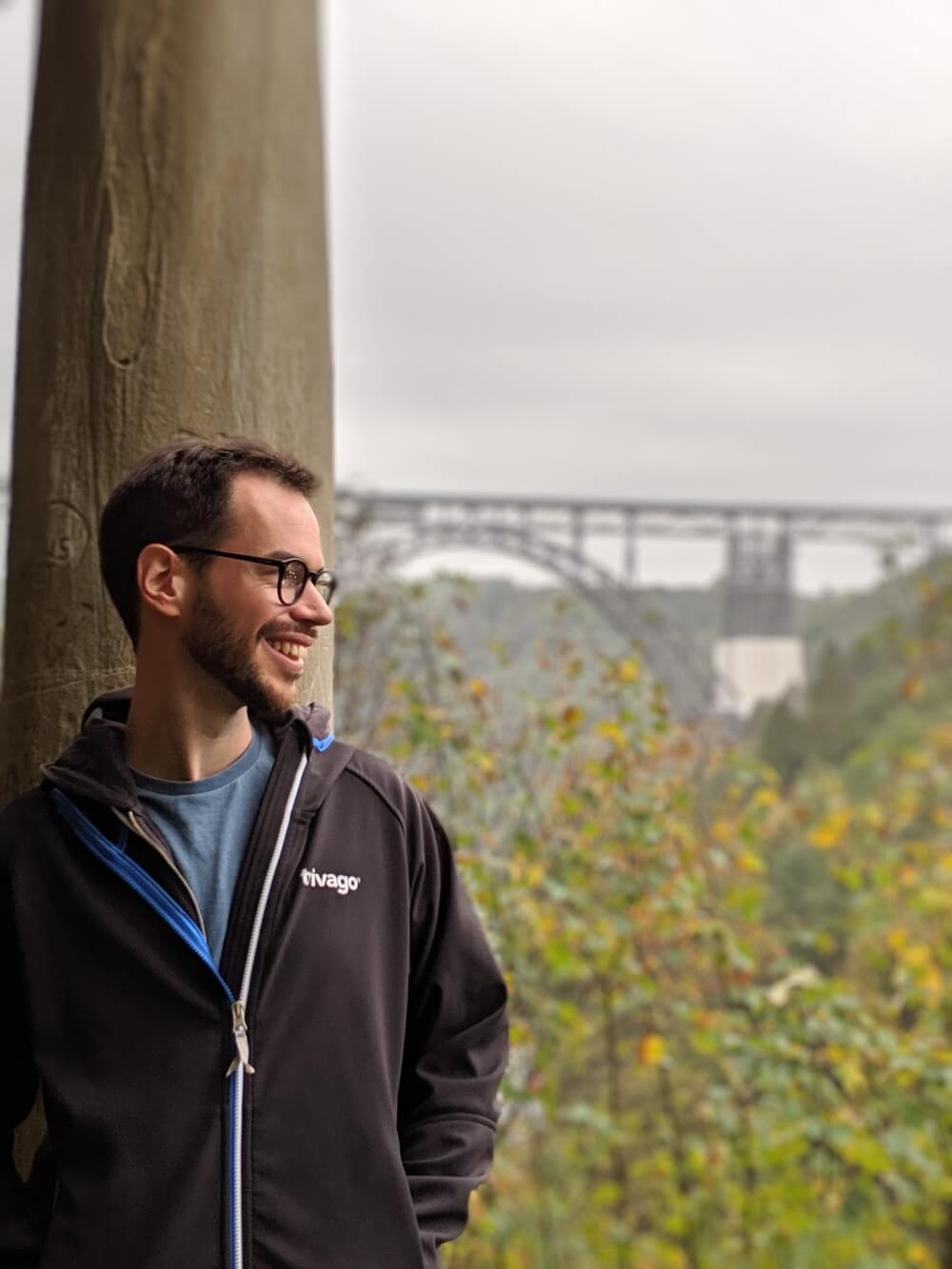 Me posing near the Müngstener Brücke