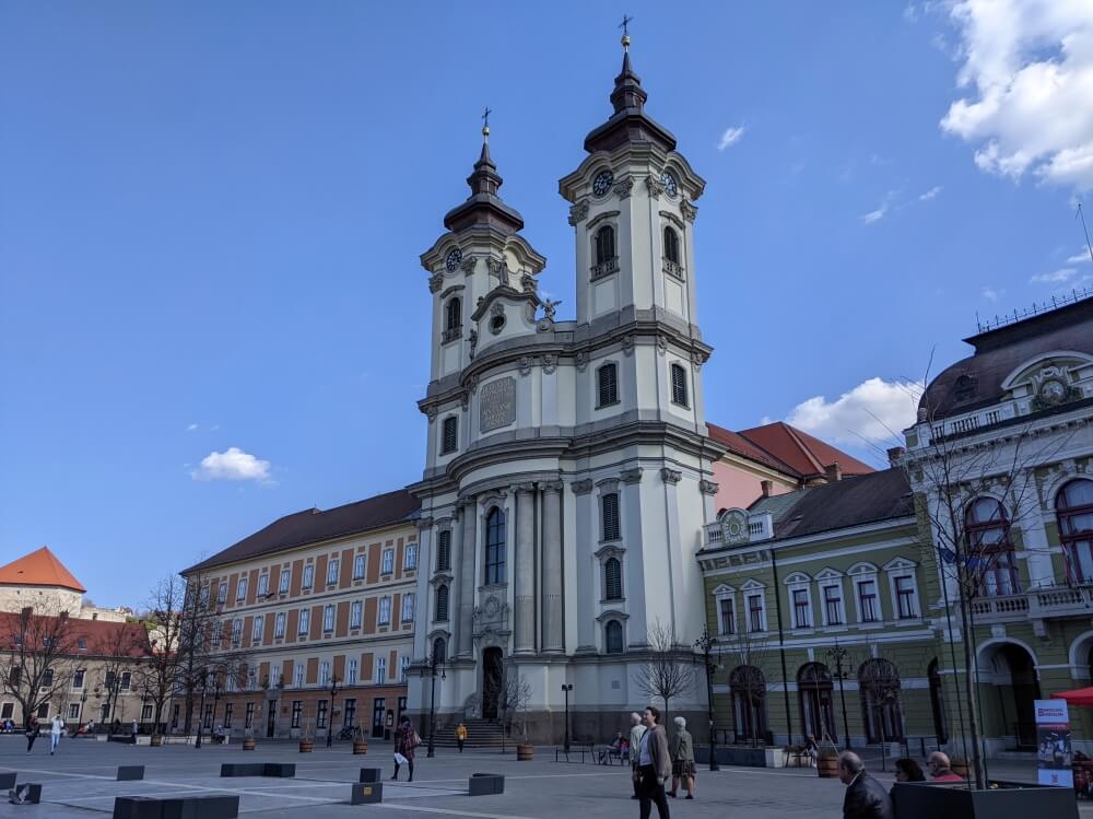 Eger-town-square