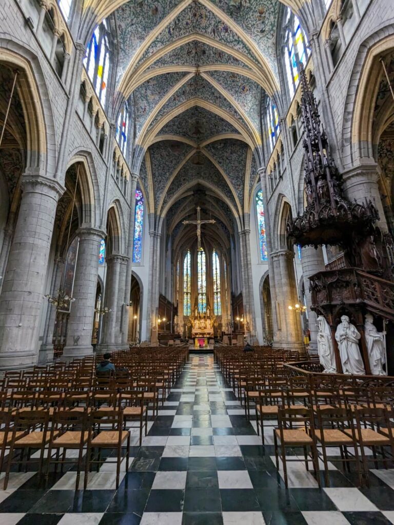 Liege cathedral interior