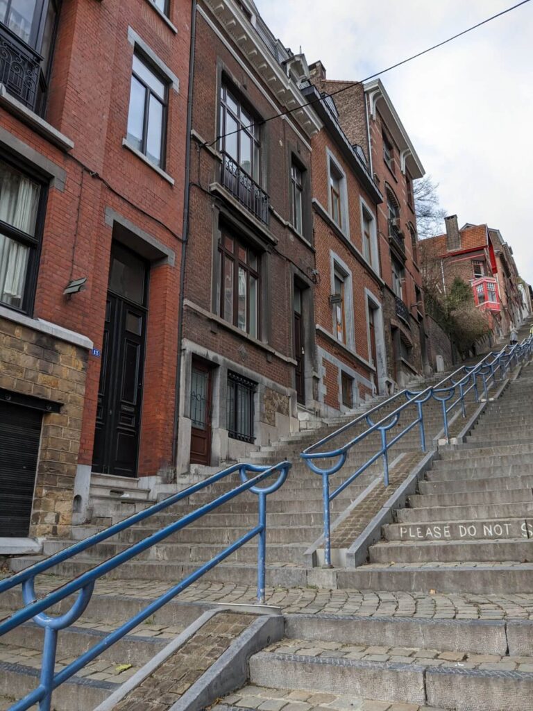 Extreme staircase: Montagne de Beuren